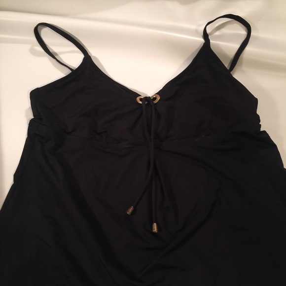 Catalina Other - 🐚🖤🐠🗿Catalina black tank tunic swim top w gold